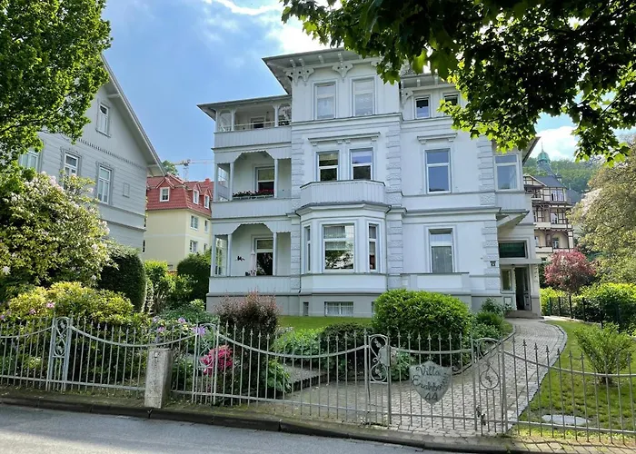 Ferienwohnung: Villa Eichbaum